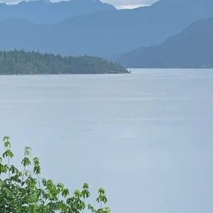 Homestay Shoreside Private, Sechelt